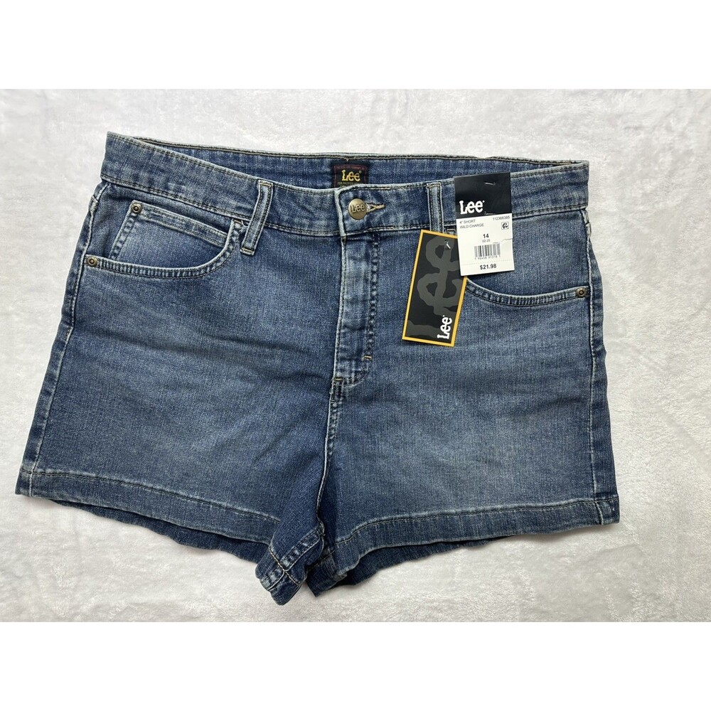 Lee Women’s Denim Shorts Size 14 4” Inseam Wild Charge